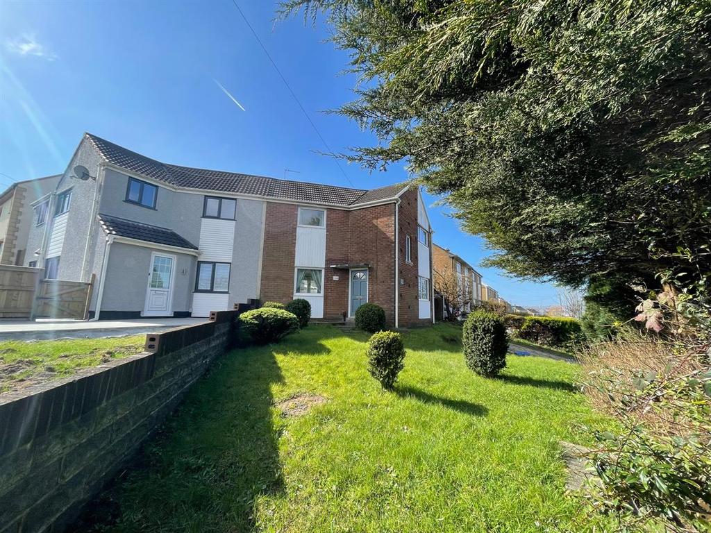 Carmel Road, Winch Wen, Swansea 2 bed terraced house £120,000
