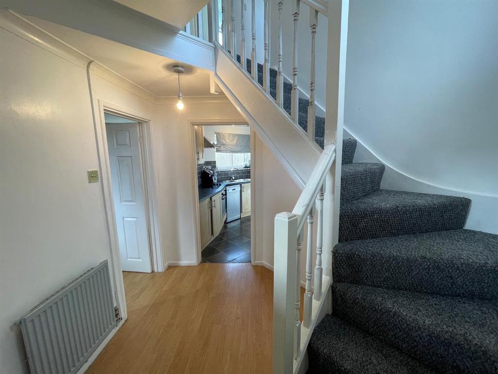 Carmel Road, Winch Wen, Swansea 2 bed terraced house £120,000