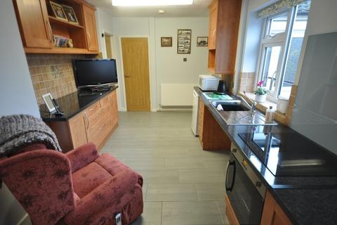 1 Pinfold Gardens, Fishlake, Doncaster, DN7 5LB