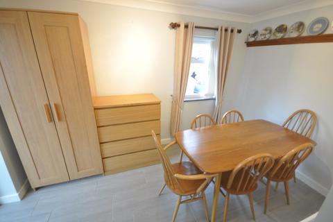 1 Pinfold Gardens, Fishlake, Doncaster, DN7 5LB