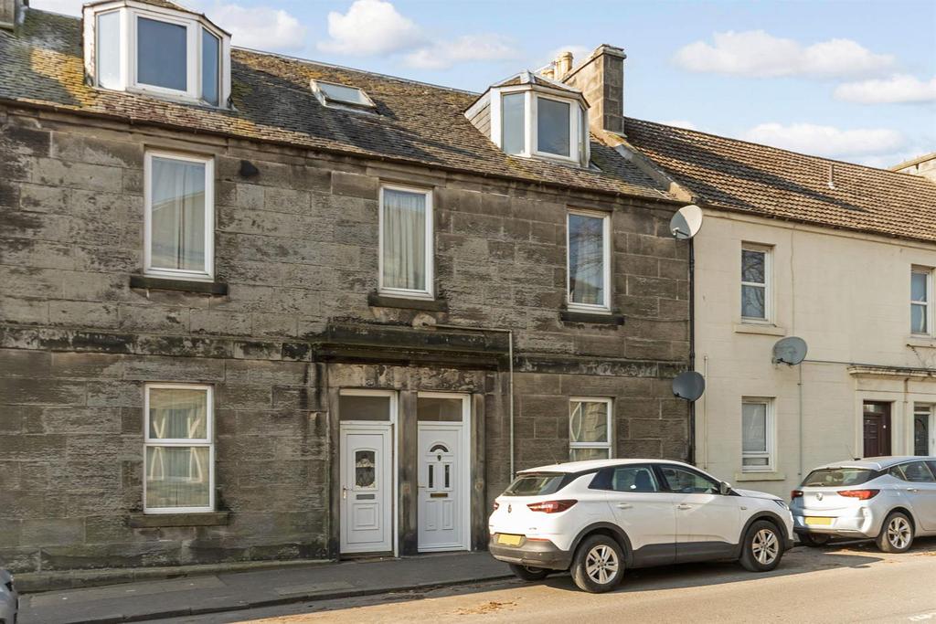 29 Elgin Street, Dunfermline, KY12 7SA 2 bed ground floor flat £115,000