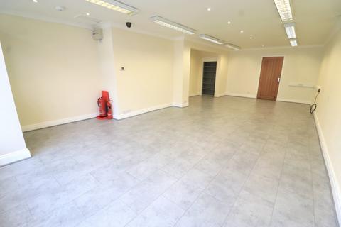 Shop to rent, Station Road, Redcar, TS10