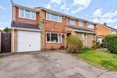 1 Copthorne Drive, Lightwater, GU18 5TE