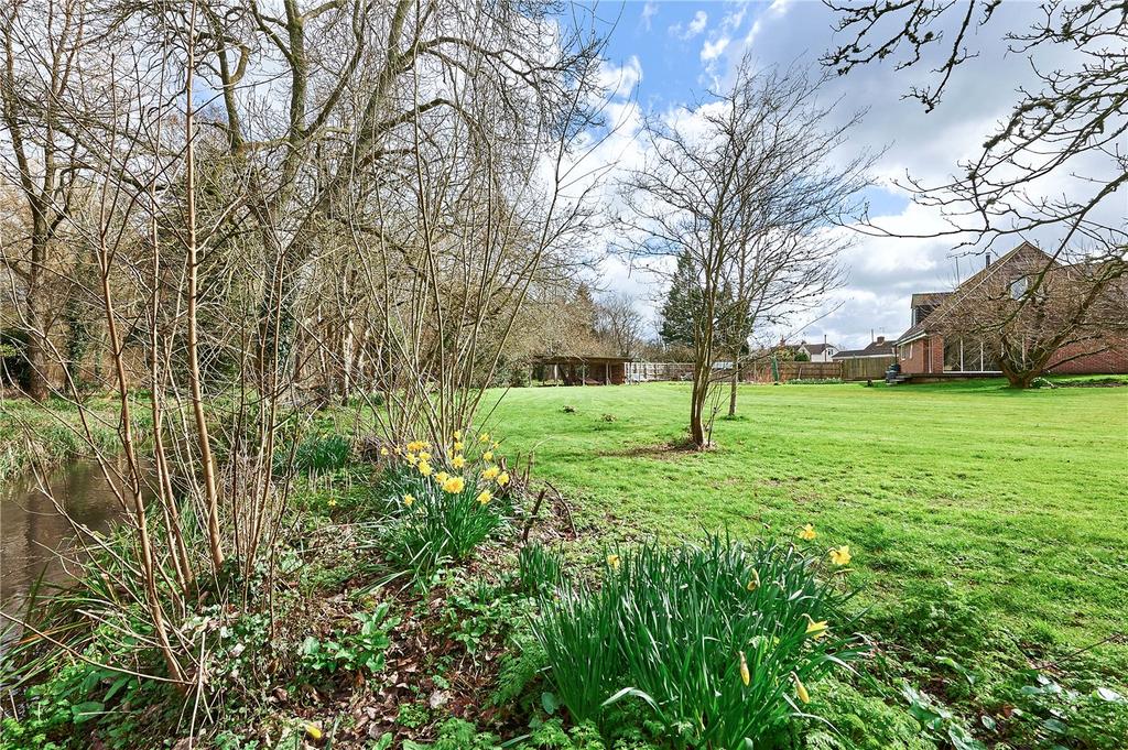Raffin Lane, Pewsey, Wiltshire, SN9 3 bed detached house £795,000