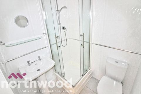 2 bedroom flat to rent, Eastbank Street, Southport, PR8