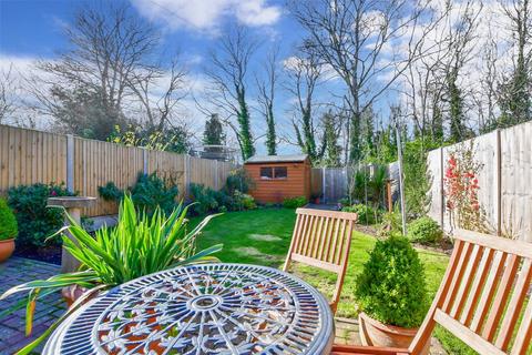31 Fiveways Rise, Deal, CT14 9QN