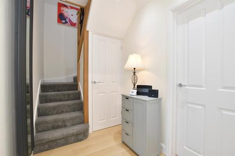 31 Fiveways Rise, Deal, CT14 9QN