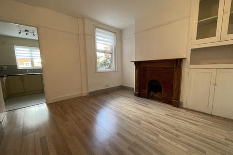 30 Coleridge Road, Exeter, EX2 9BZ
