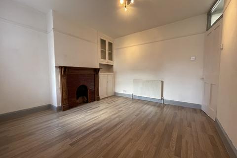 30 Coleridge Road, Exeter, EX2 9BZ