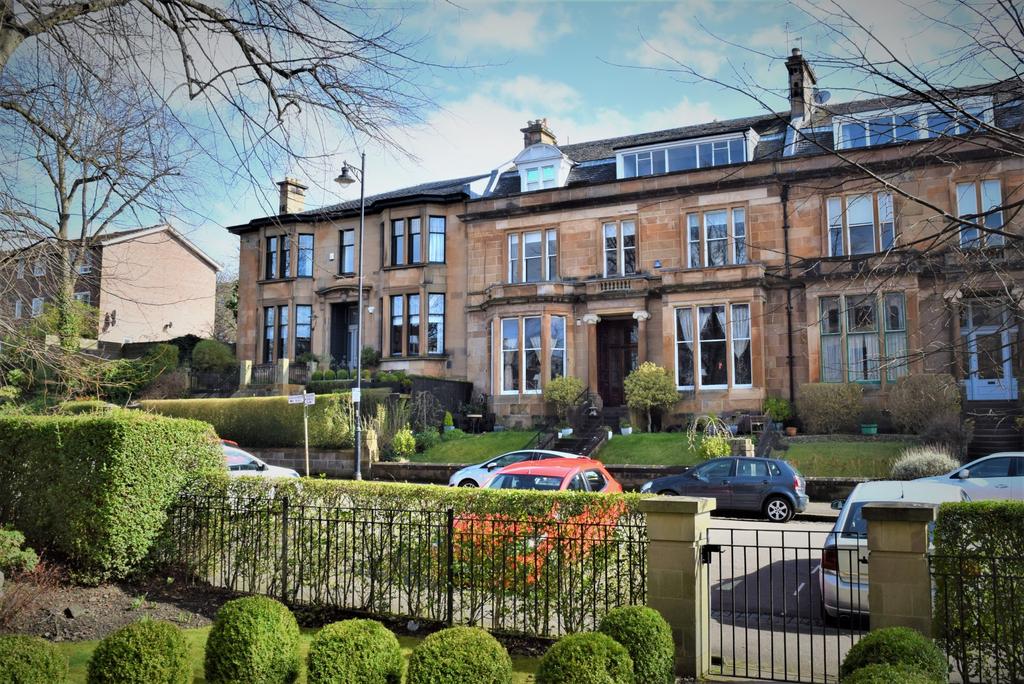 Hughenden Terrace, First Floor Flat... 3 bed flat £359,000