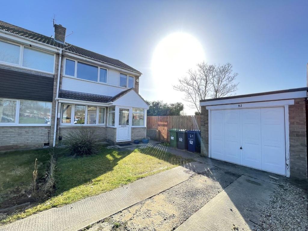 Sorrel Gardens, Holder House, South... 3 bed semidetached house £850