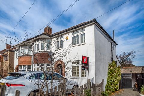14 Wincrofts Drive, London, SE9 2RG