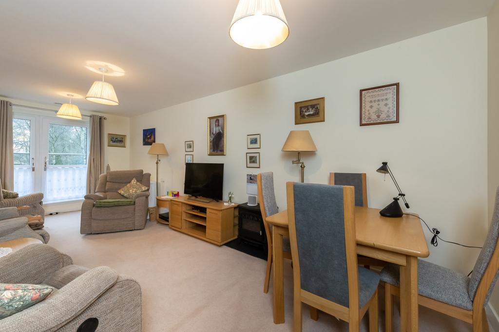 12, Darroch Gate, Blairgowrie... 1 bed retirement property £130,000