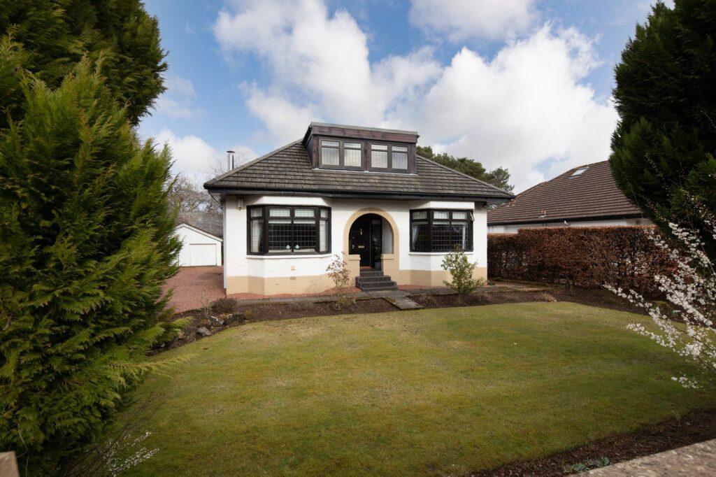 Laigh Road, Newton Mearns 4 bed detached bungalow for sale £595,000