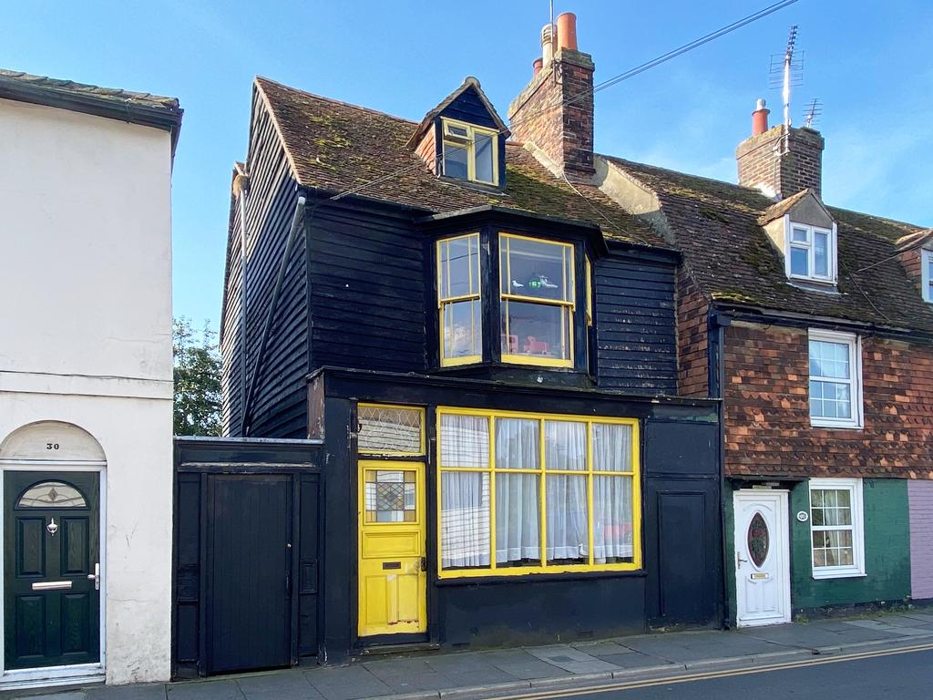 Ferry Road, Rye, East Sussex TN31 7DN 3 bed terraced house £365,000