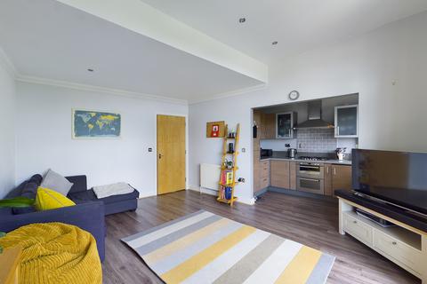 2 bedroom apartment for sale - Jetty House, Bridge Wharf, Chertsey, Surrey, KT16