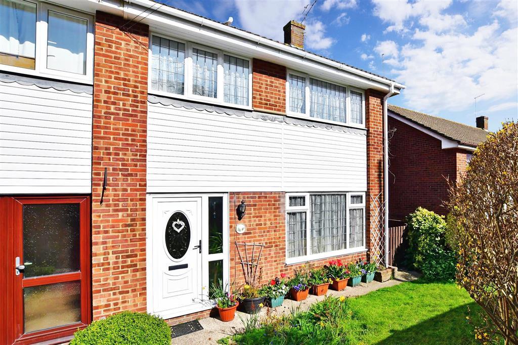 Eaves Road, Dover, Kent 3 bed semidetached house £280,000
