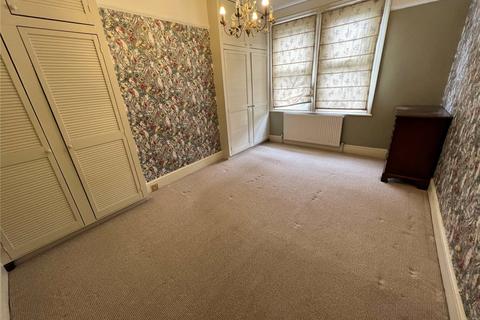 2 bedroom apartment to rent, Brownlow Road, London, N11