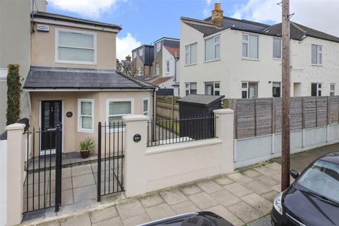 1 bedroom end of terrace house for sale, Bexhill Road, Brockley, SE4