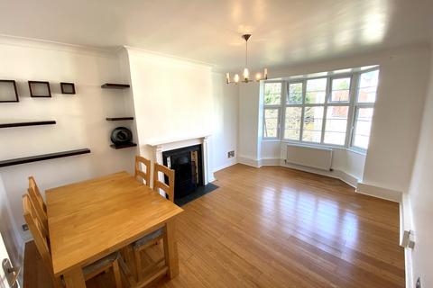 2 bedroom flat to rent, Seymour Court, Whitehall Road, Chingford, E4