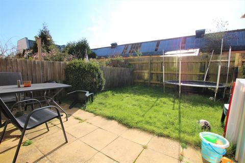 8 Cornwall Road, Kettering, NN16 8PD