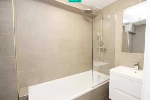 3 bedroom flat to rent, Goulden House, Bullen Street, London, SW11 3HH