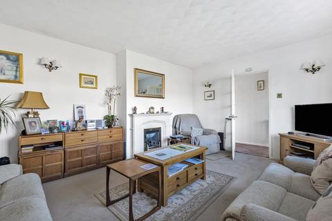 23 Burswin Road, Carterton, OX18 1DZ