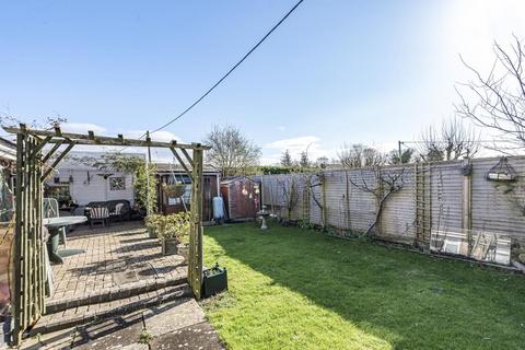 23 Burswin Road, Carterton, OX18 1DZ