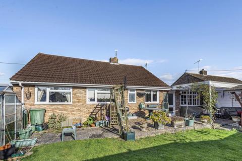 23 Burswin Road, Carterton, OX18 1DZ