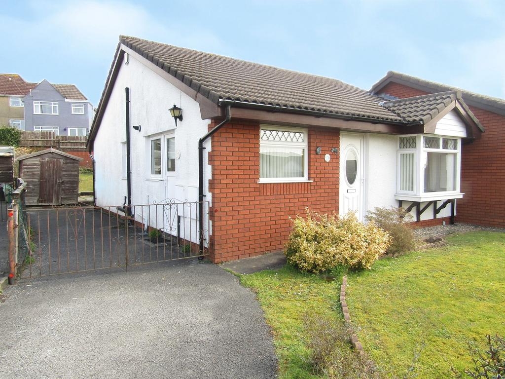 Langer Way, Clydach, Swansea, City... 3 bed semidetached bungalow £