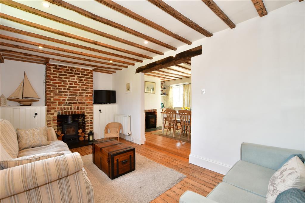 Little Hyden Lane, Clanfield, Waterlooville, Hampshire 3 bed semi