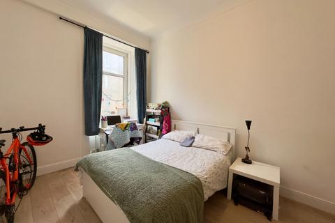3 bedroom flat to rent, Argyle Street, Finnieston, Glasgow, G3