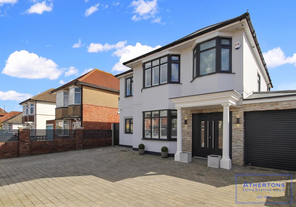 Uplands Road, Bournemouth, BH8 4 bed detached house £800,000