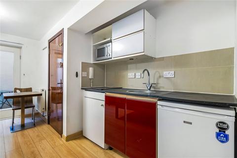 Studio to rent, Dawes Road, London, SW6