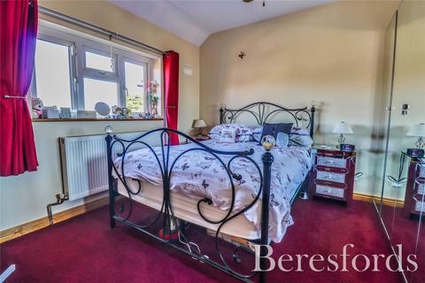 6 Carpenter Path, Hutton, Brentwood, CM13 1LJ