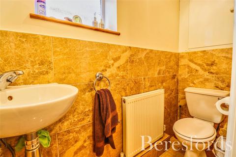 6 Carpenter Path, Hutton, Brentwood, CM13 1LJ