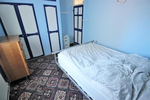 72 Eynsham Drive, London, SE2 9QZ