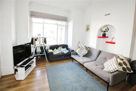 2 bedroom apartment to rent, Rowfant Road, London, SW17