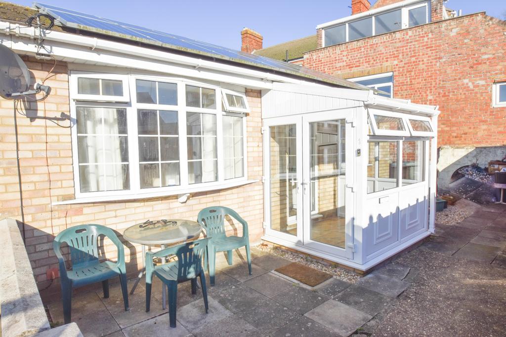 Langton Court, Skegness, PE25 2 bed bungalow £89,950