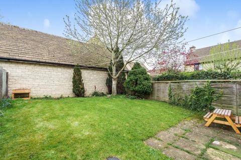 16 Donnington Close, Witney, OX28 5FR