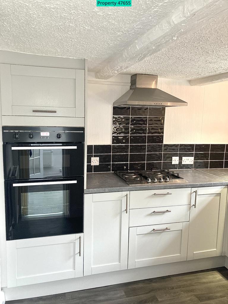 18 Fairfield Terrace, Newton Abbot, TQ12 2 bed terraced house £245,000