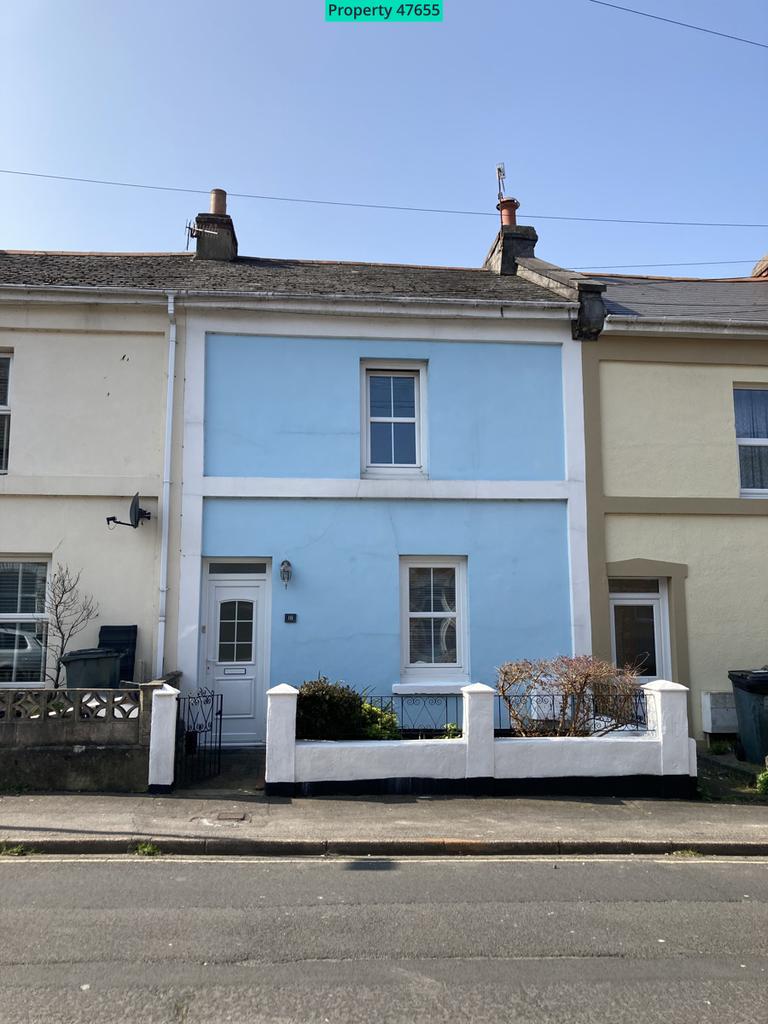 18 Fairfield Terrace, Newton Abbot, TQ12 2 bed terraced house £245,000