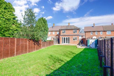 46 Carnation Crescent, East Malling, West Malling, ME19 6EY