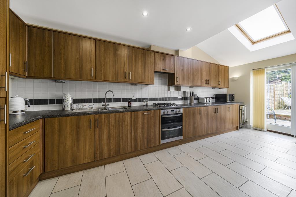 Rufford Gate, Bracknell, RG12 4 bed townhouse £2,500 pcm (£577 pw)
