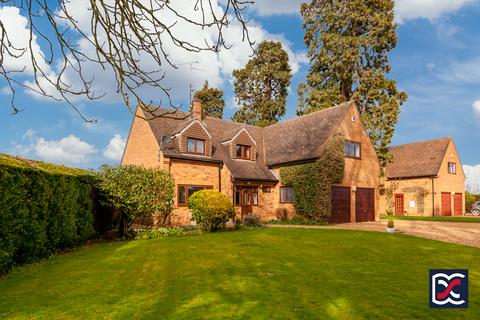 Wellingtonia House Everdon Road, Farthingstone, Towcester, NN12 8HB