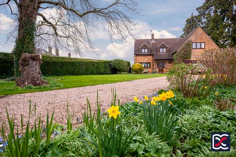 Wellingtonia House Everdon Road, Farthingstone, Towcester, NN12 8HB