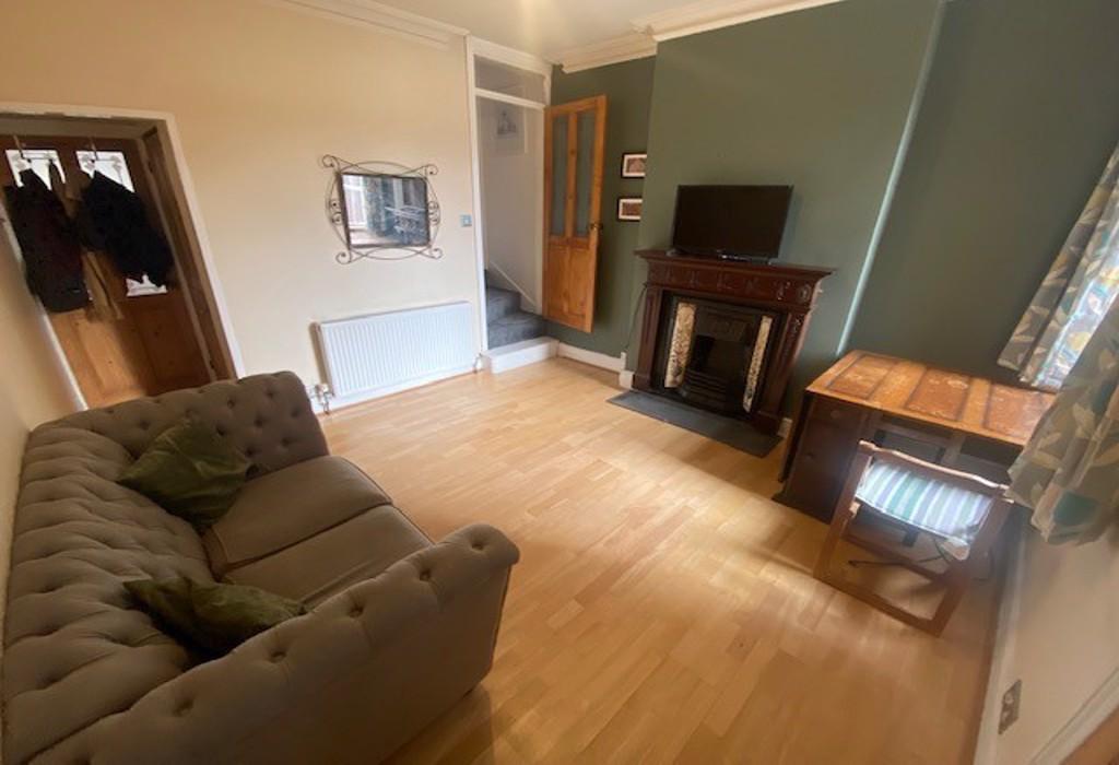 Sheffield Road, Sutton Coldfield 2 bed semidetached house £850 pcm