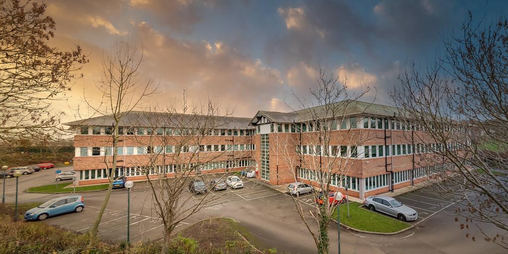 Castleview House, East Lane, Runcorn, WA7 2DW 2 bed apartment £500