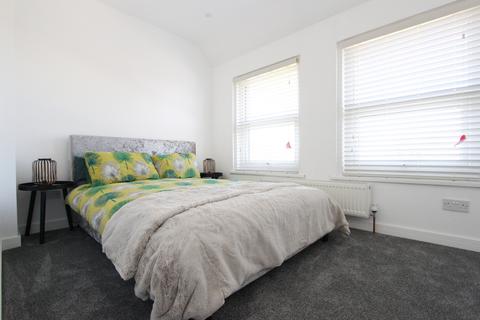 31 Cowdray Square, Deal, CT14 9ES