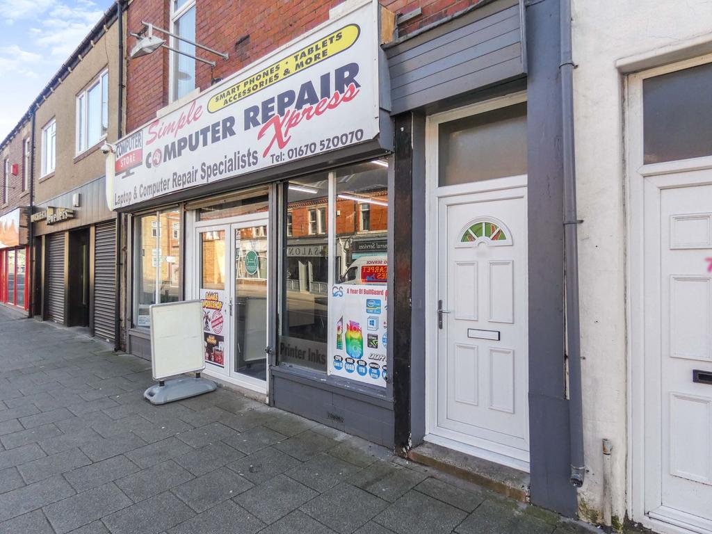 Station Road, Ashington... 3 bed £550 pcm (£127 pw)